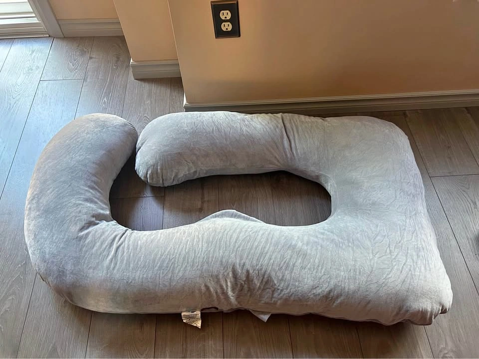 Momcozy Pregnancy Pillow