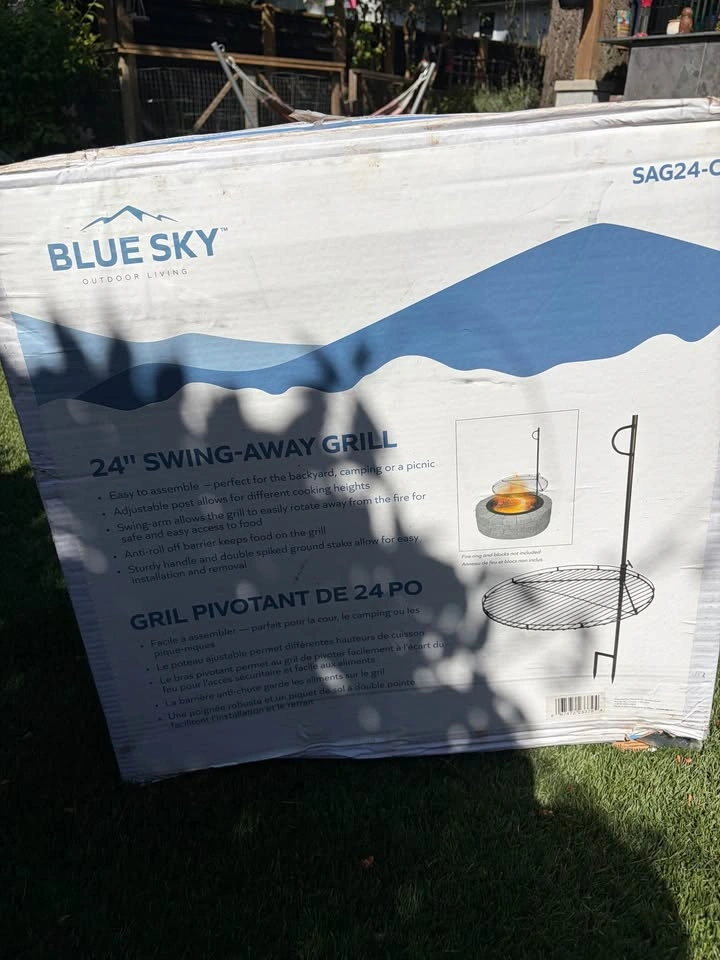 Blue sky outdoor grill - photo 2