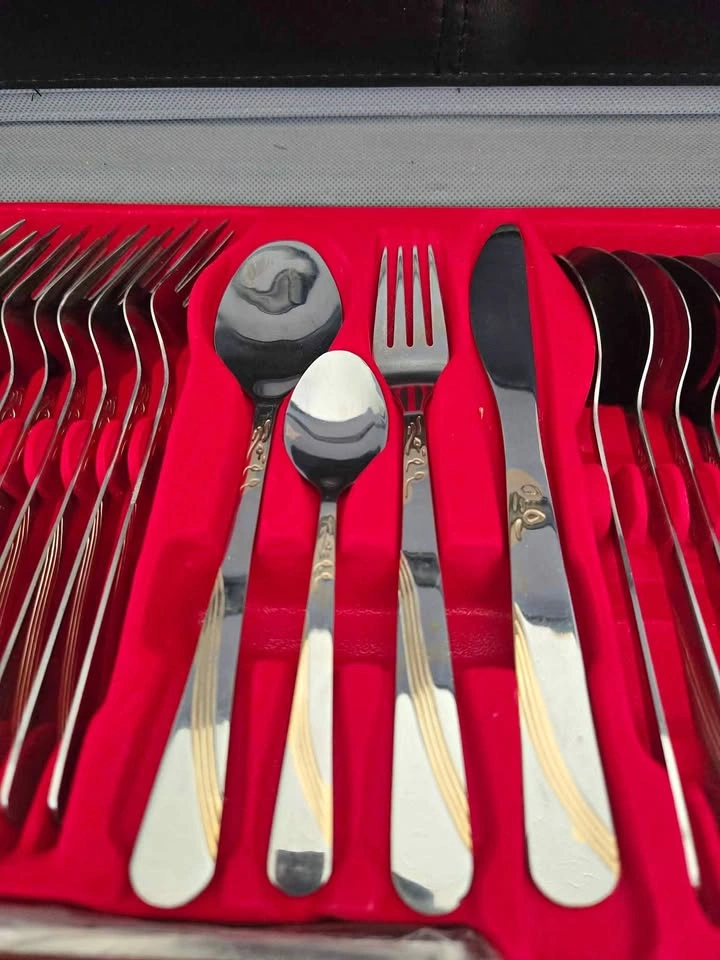 Solingen Senator 72 Piece Vintage Cutlery