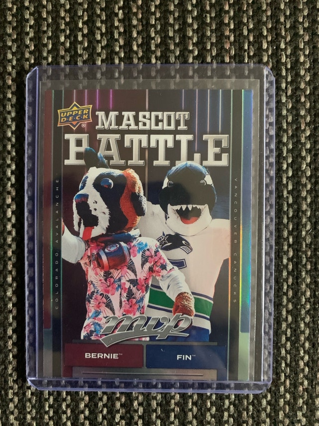 Upper Deck Mascot Battle Bernie Fin Trading Card