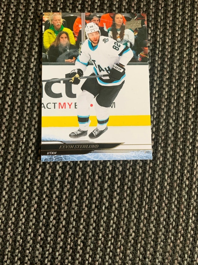 Upper Deck Kevin Stenlund Hockey Card - photo 2
