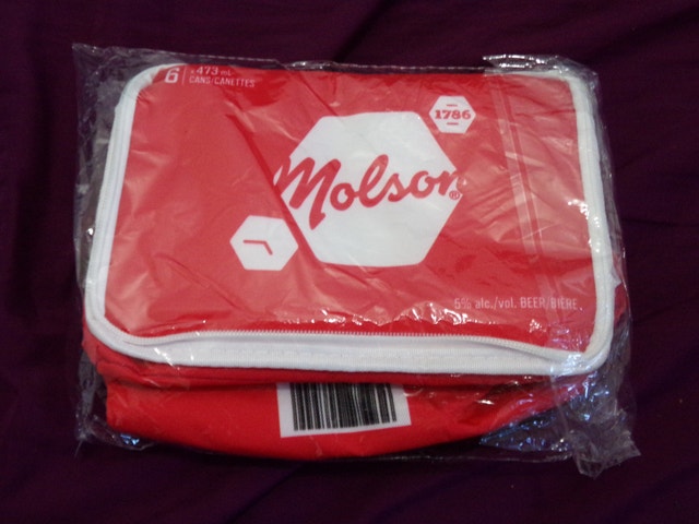 Molson Canadian 6 Beer Carrier - Brand New