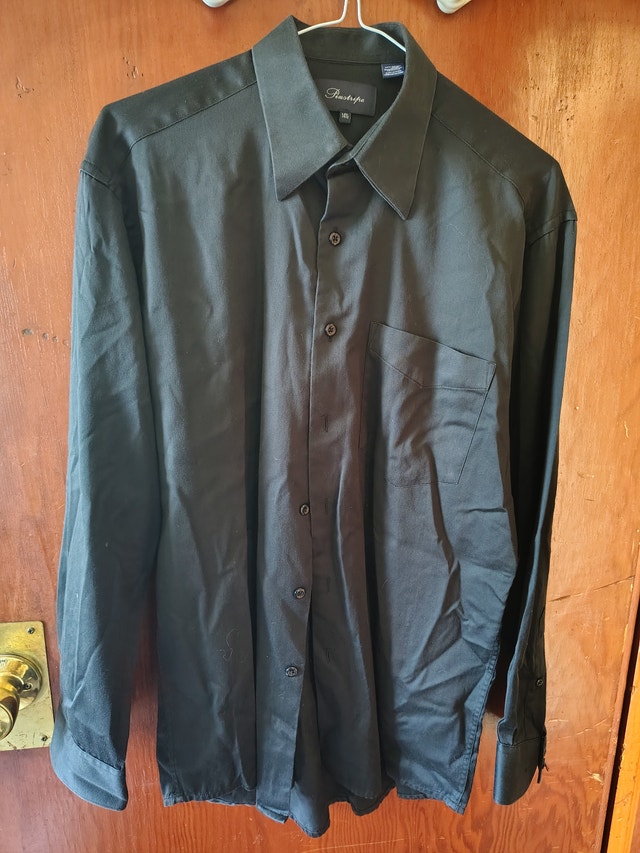 Pinstripe Men's Dress Shirt (14 1/2")