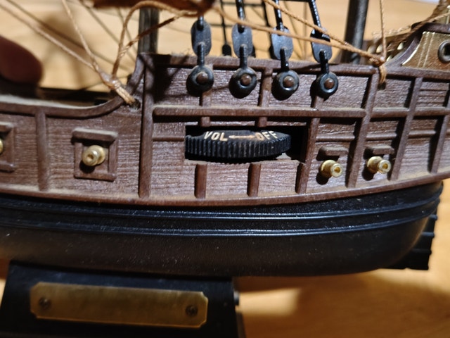 Vintage Santa Maria Ship Megatone AM Radio - photo 5
