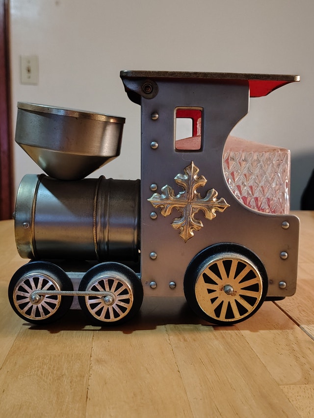 Vintage Train Decanter Set