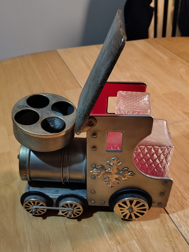 Vintage Train Decanter Set - photo 3