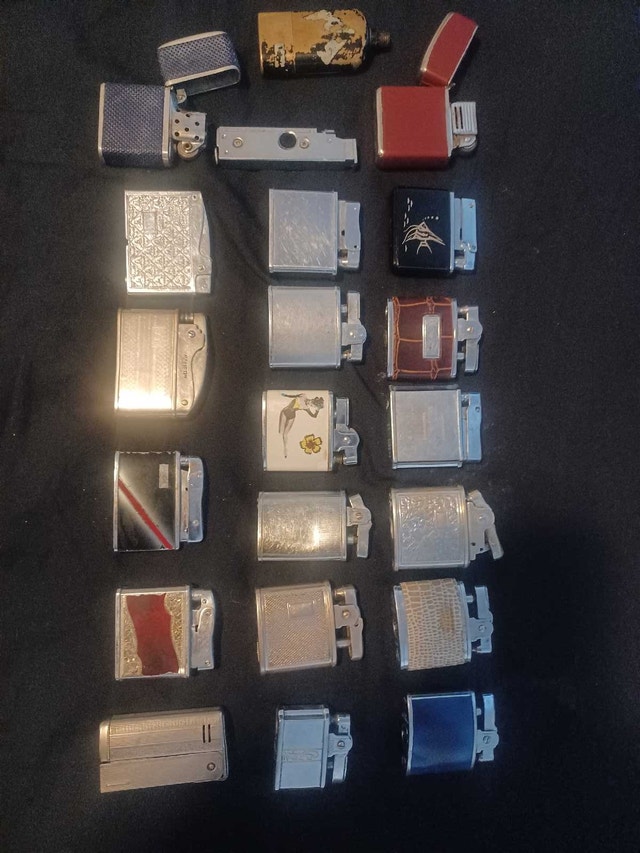 Vintage lighter lot