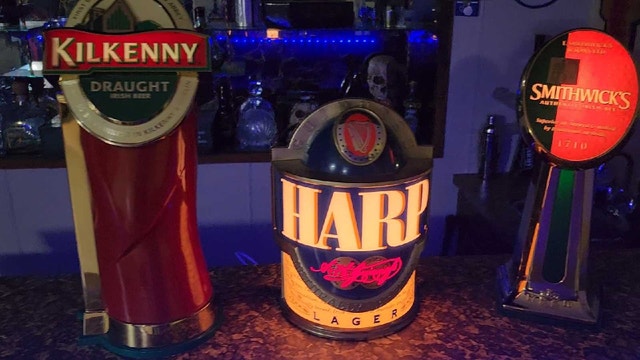 Harp, Smithwick's, and Kilkenny Bar Displays - photo 5