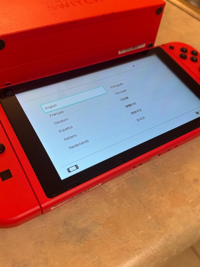 Nintendo Switch Bundle – Mario Red Edition - photo 2