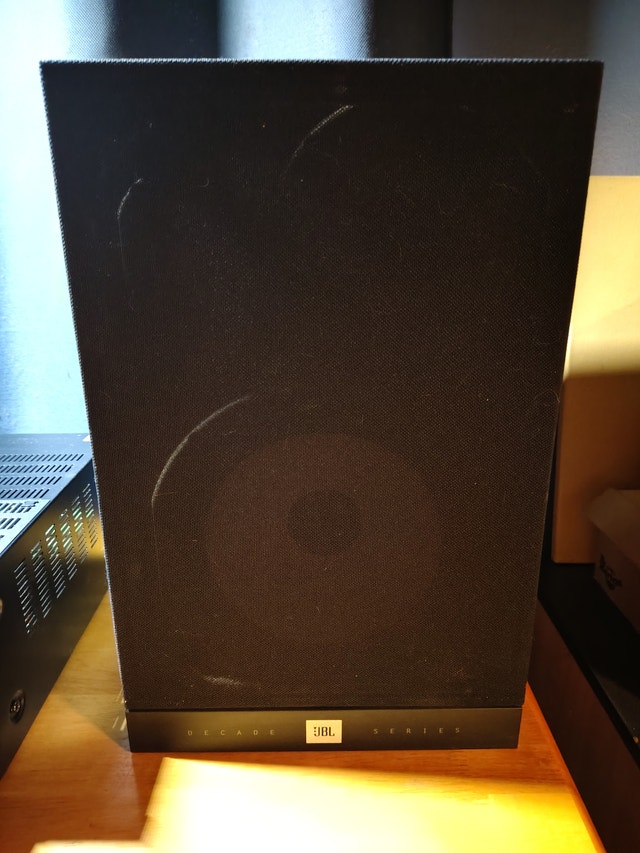 JBL D38 3-Way Bookshelf/Monitor Speakers - photo 4