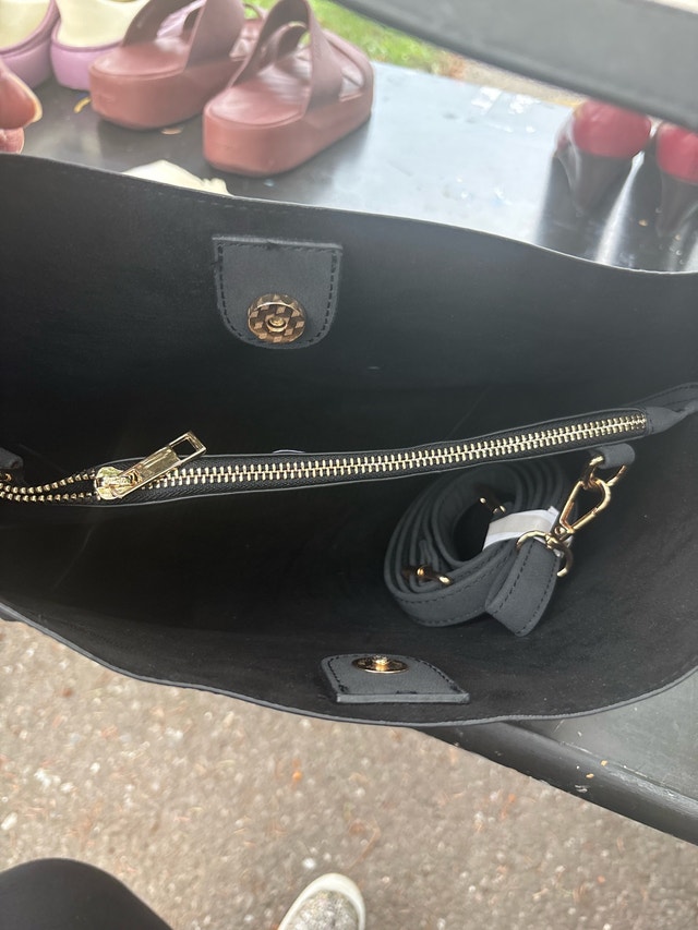 Joe Fresh Black Shoulder Bag - photo 2