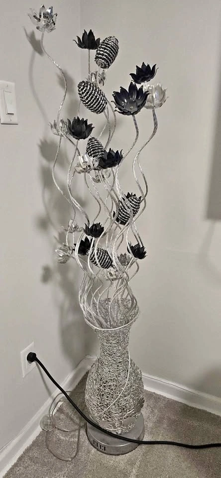 Modern Silver with flower design floor lamp