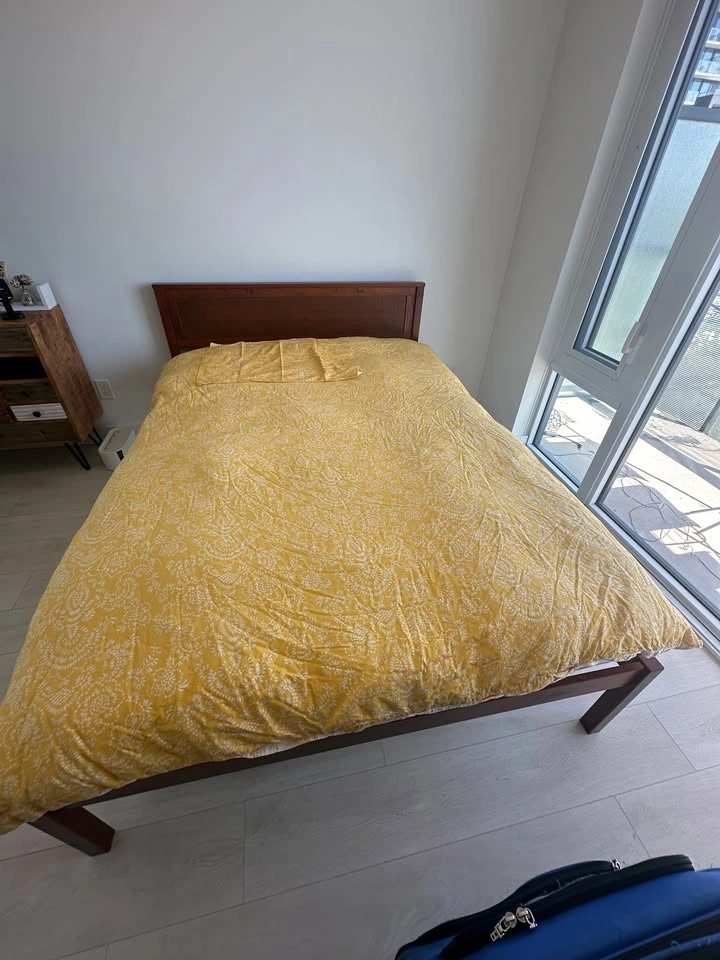Ikea Duvet cover and one pillowcase, yellow/white - photo 2
