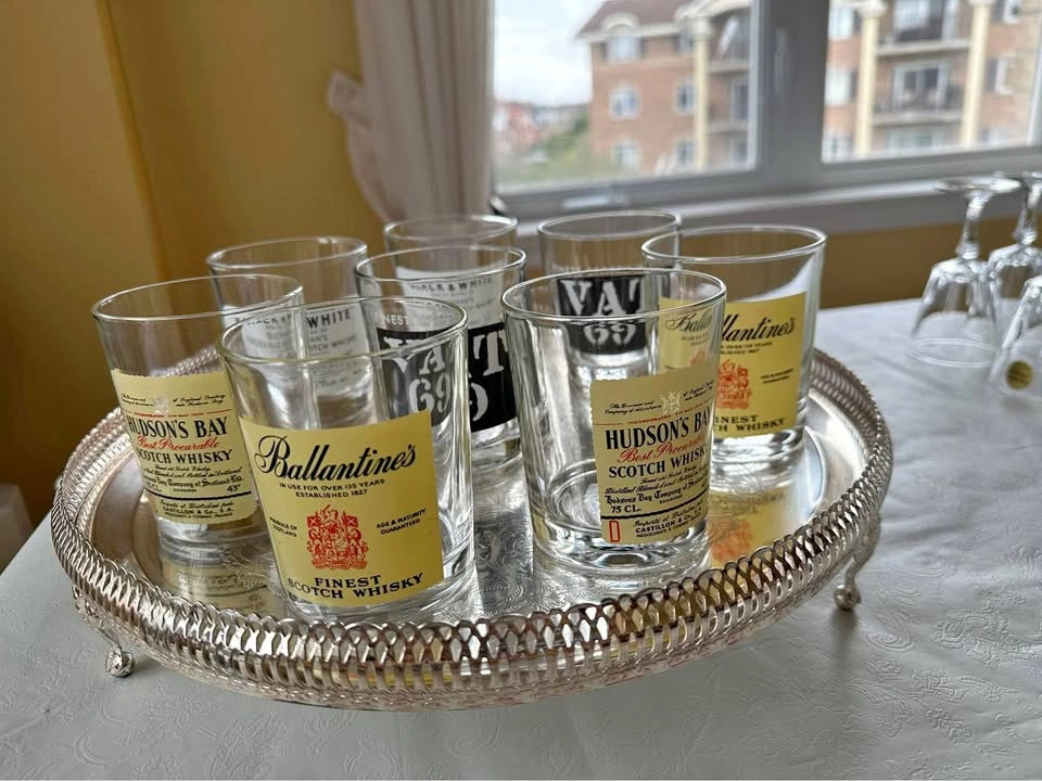 8 VAT 69 SCOTCH WHISKY ADVERTISING VTG GLASS