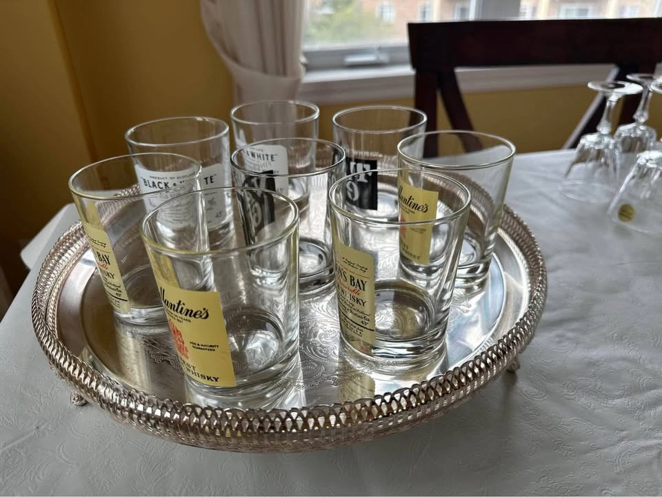 8 VAT 69 SCOTCH WHISKY ADVERTISING VTG GLASS - photo 2