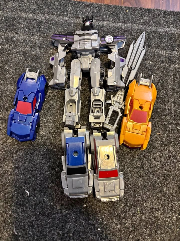 Transformers Combiner Force & The Last Knight Figures (5)