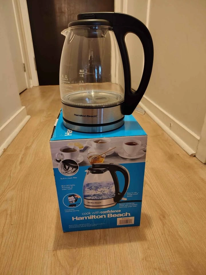 Hamilton Beach Compact Glass Electric Kettle - photo 2