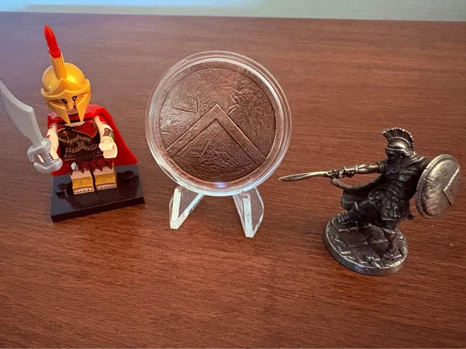 Spartan shield 1 oz pure copper bullion round in capsule image indicator(2)