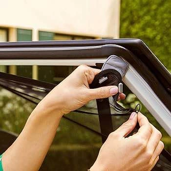 Munchkin Brica Magnetic Stretch to Fit Baby Sun Shade - photo 3