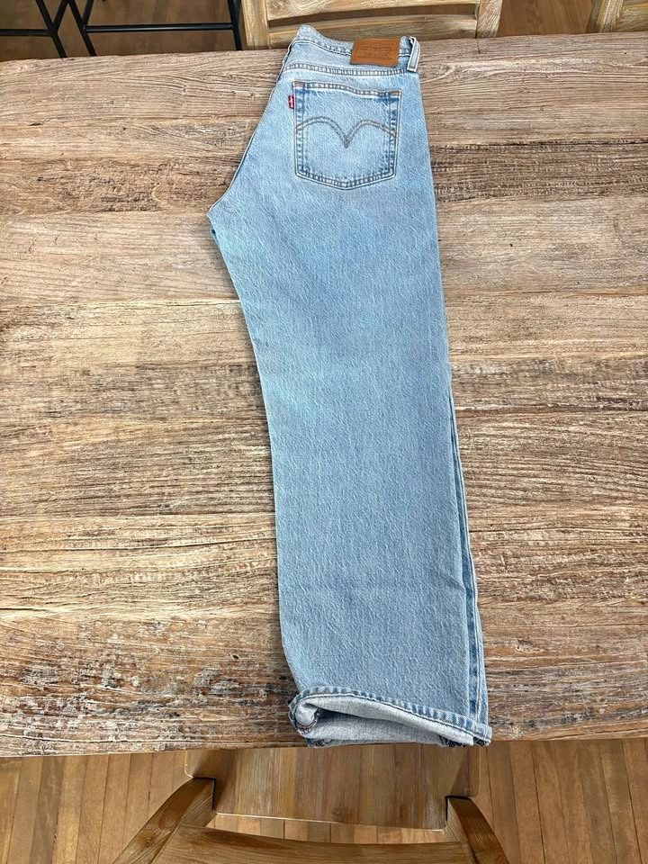 Levi’s Wedgie Straight jeans