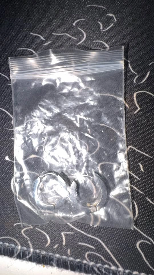 Small Silver-colored Metal Discs