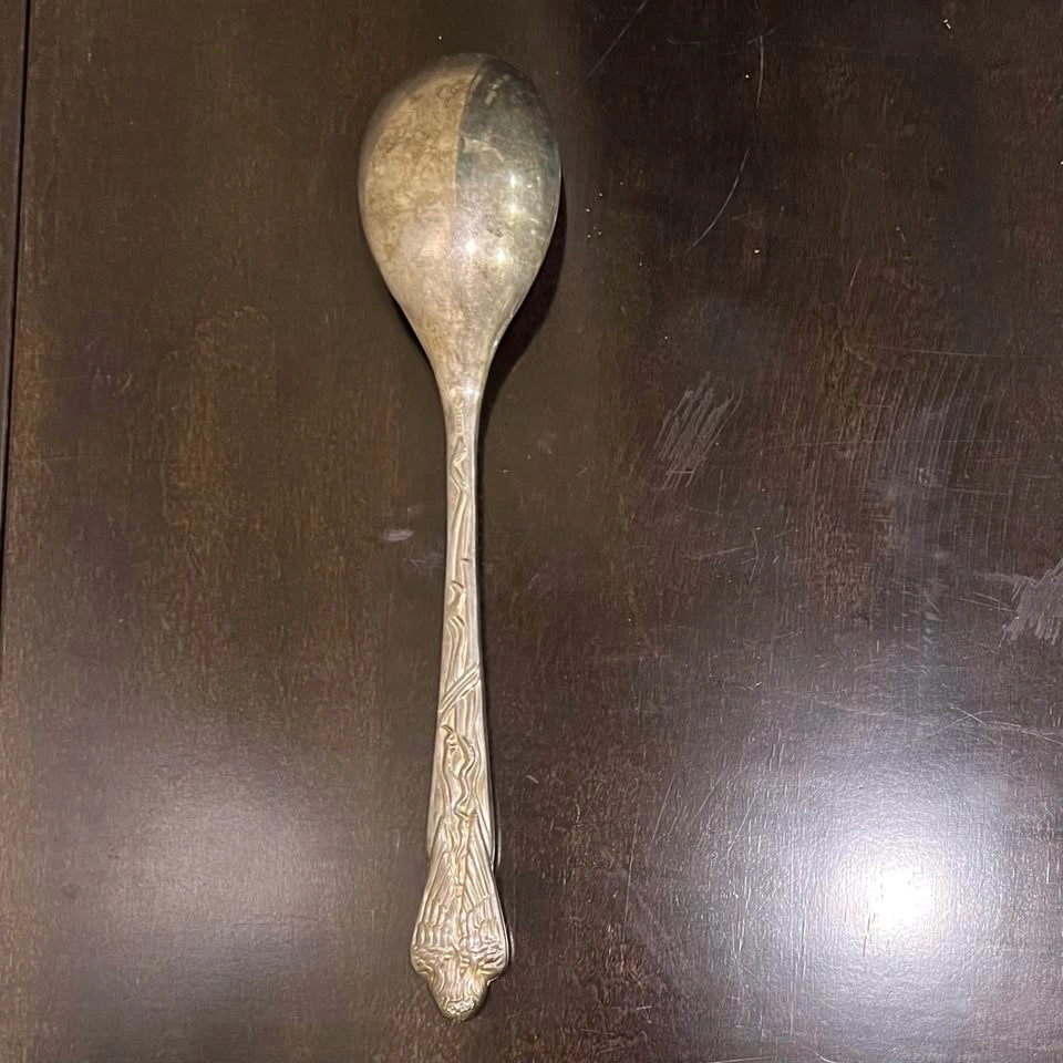 Vintage Silver-plated Leeber Masterpiece Serving Spoon - photo 2