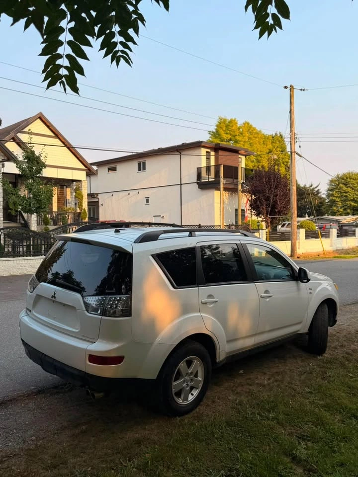 2008 Mitsubishi Outlander - photo 3