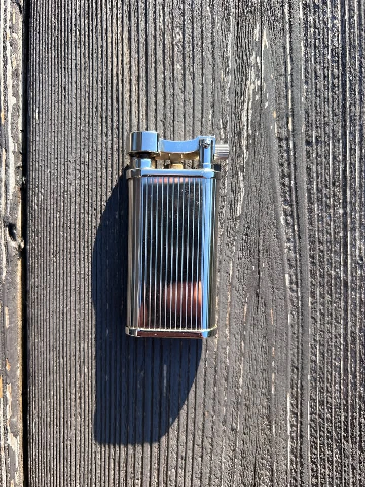 Peterson Old Boy in Silver Stripe (Soft Flame Pipe Lighter) - photo 2