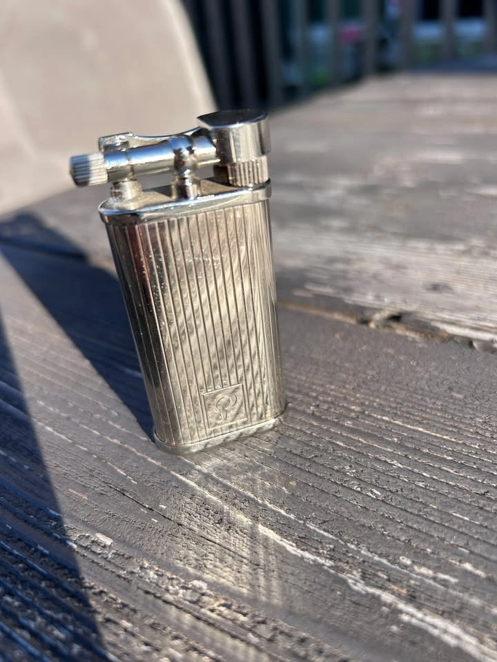 Peterson Old Boy in Silver Stripe (Soft Flame Pipe Lighter) - photo 3
