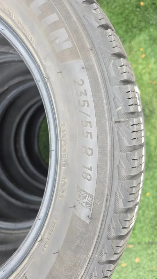 235/55/18 Michelin winter tires 95% tread image indicator(4)