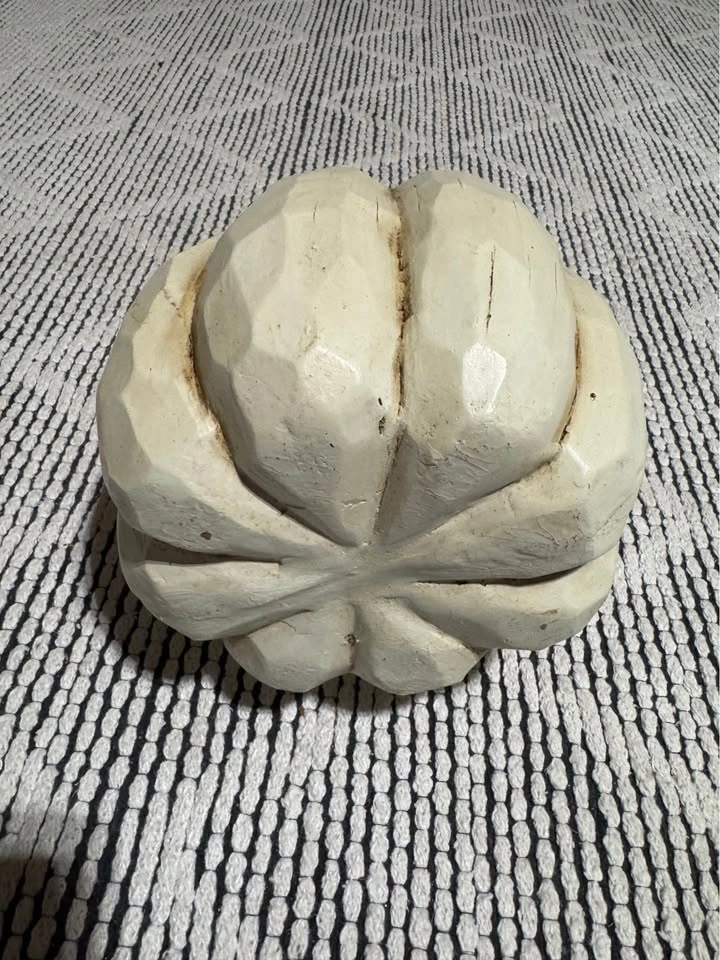 Tabletop pumpkin decor - photo 2