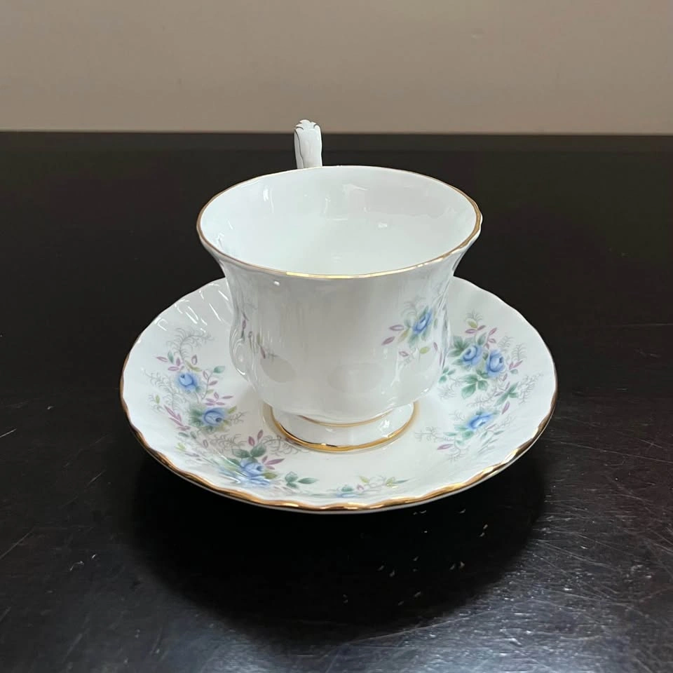Royal Albert “Blue Blossom” Bone China Cup and Saucer Set - photo 5