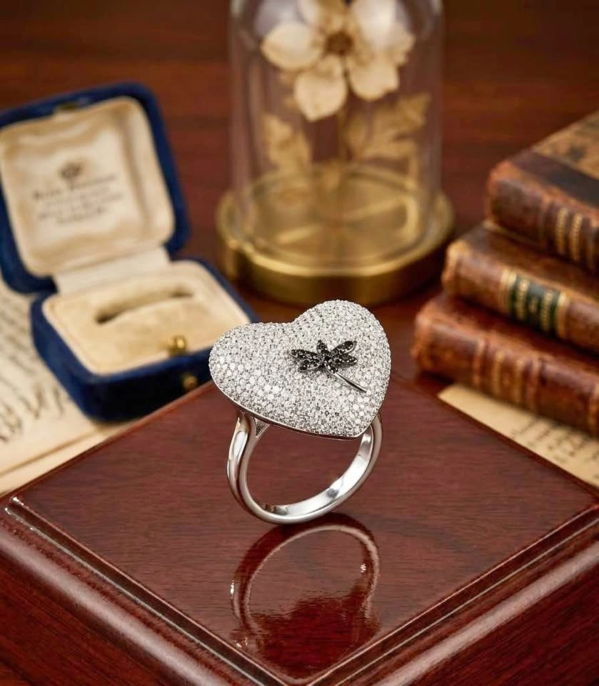 Heart Shaped Zircon & Onyx 925 Sterling Silver Ring