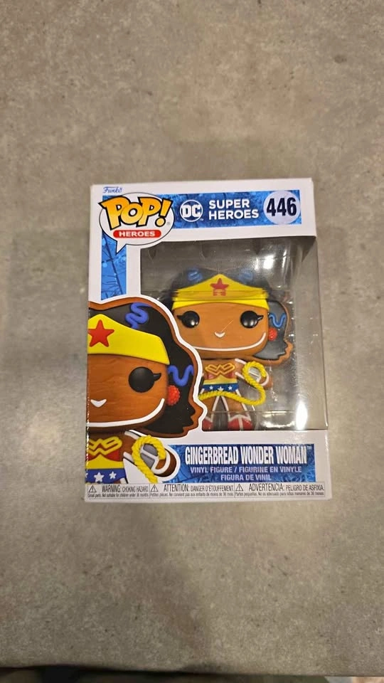 Funko Pop! DC Super Heroes Gingerbread Wonder Woman #446