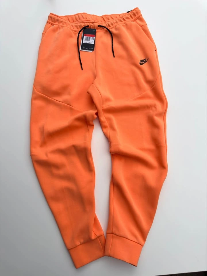 Nike Tech Fleece Suit NWT Orange Frost - Hoodie M / Pants L - photo 2