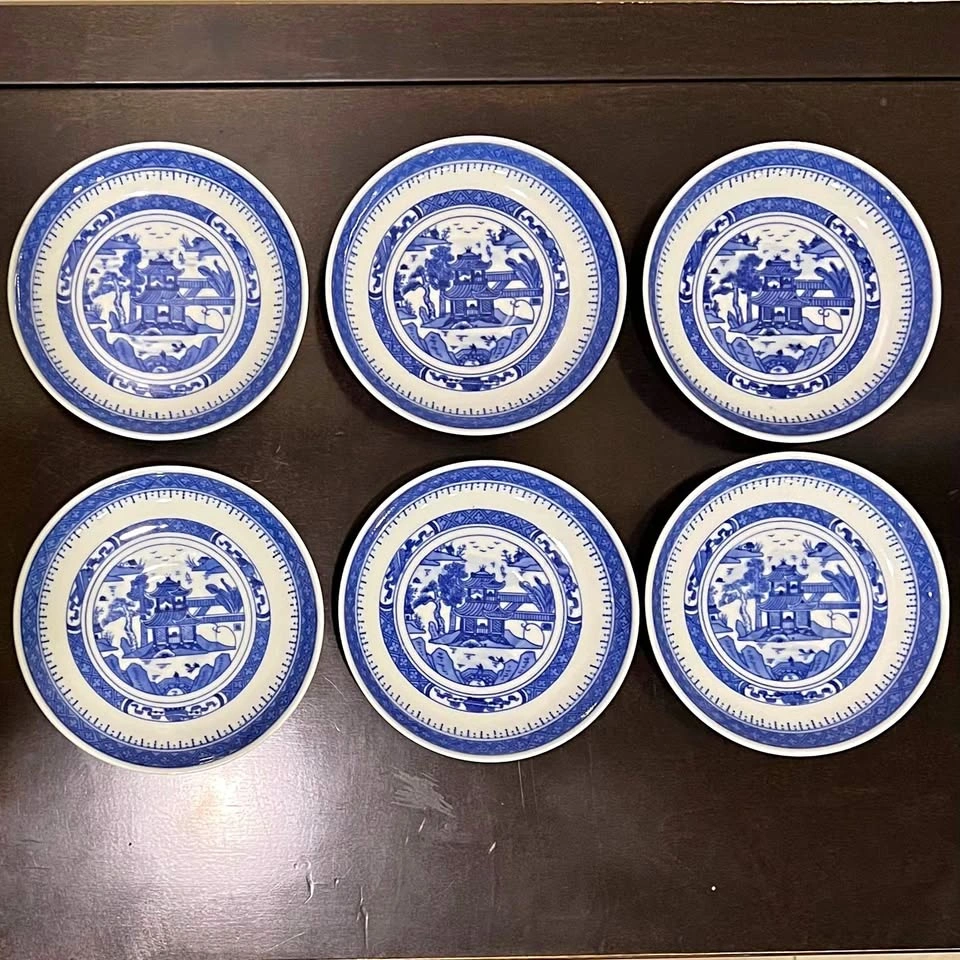 Set of 6 Vintage Blue Willow Pattern 5.5” Small Deep Plates