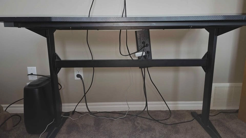 47" Carbon Fibre gaming desk - photo 2