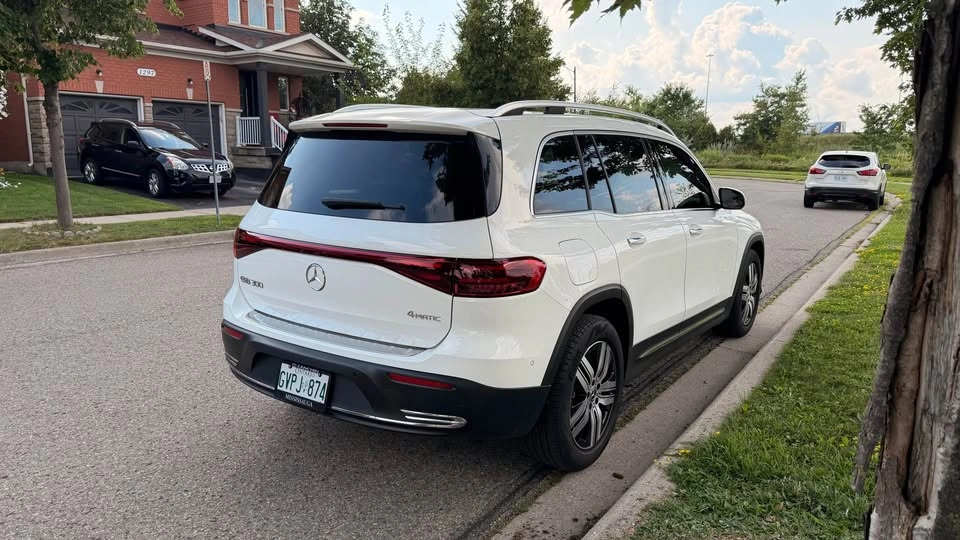 2024 Mercedes-Benz EQB 300 4MATIC 🤍 - photo 5