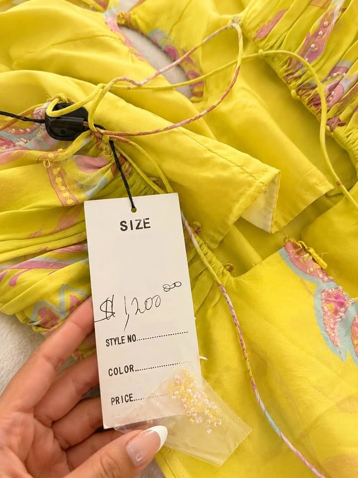 Beautiful Yellow Nite Chic Dress – Size 10 - photo 4
