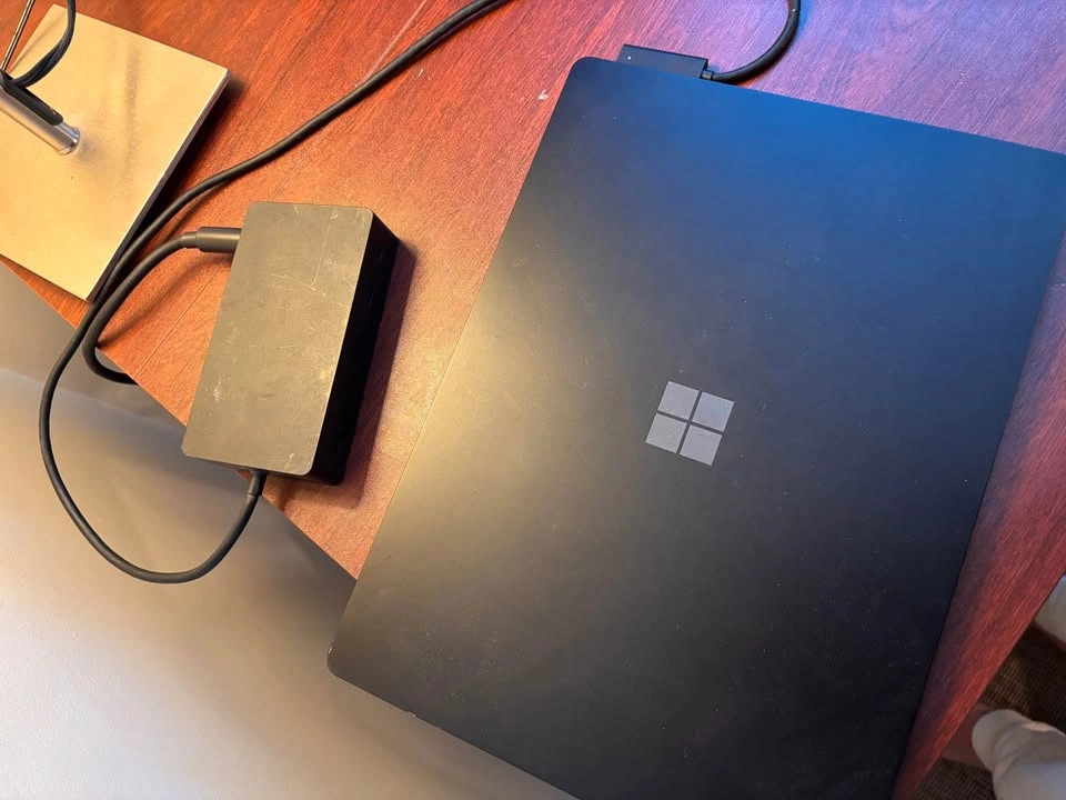 Microsoft Surface Pro | 11th Gen Intel Core i7 | 16 GB RAM - photo 2