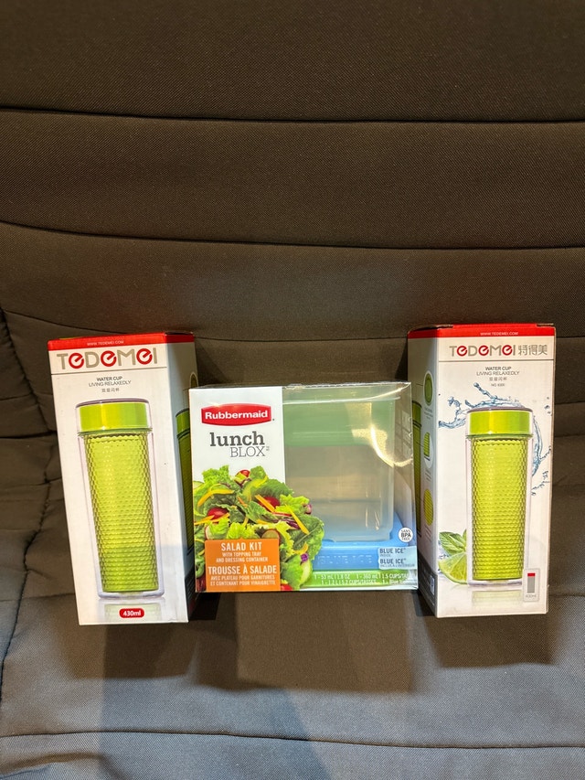 Rubbermaid Lunch Blox and Tedemei Water Cups