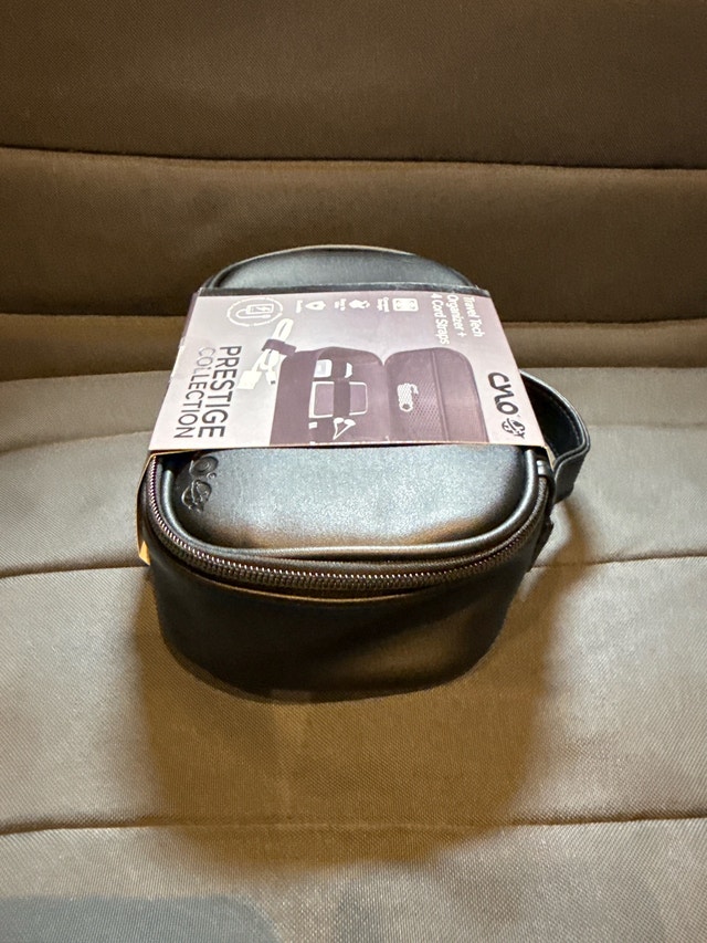 Travel Tech Organizer Bag (New) - photo 4