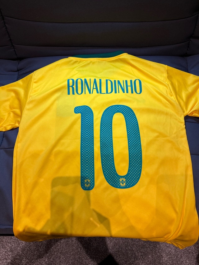 Brazil Ronaldinho Soccer Jersey - Size M - photo 2