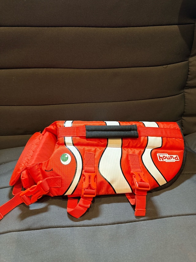 Outward Hound Dog Life Jacket
