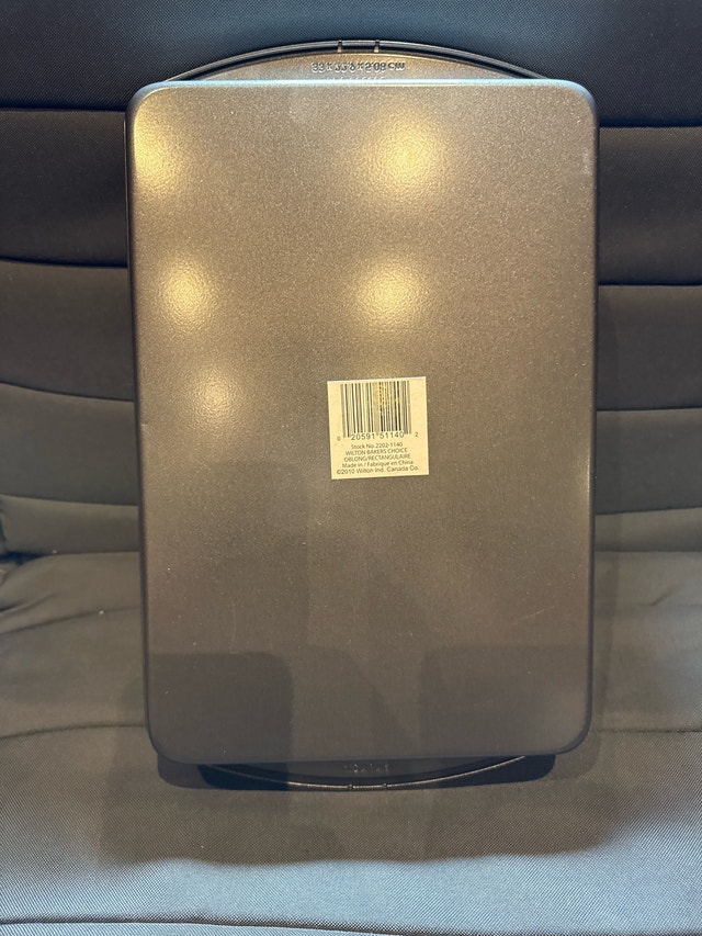 Wilton Oblong Cake Pan - photo 3