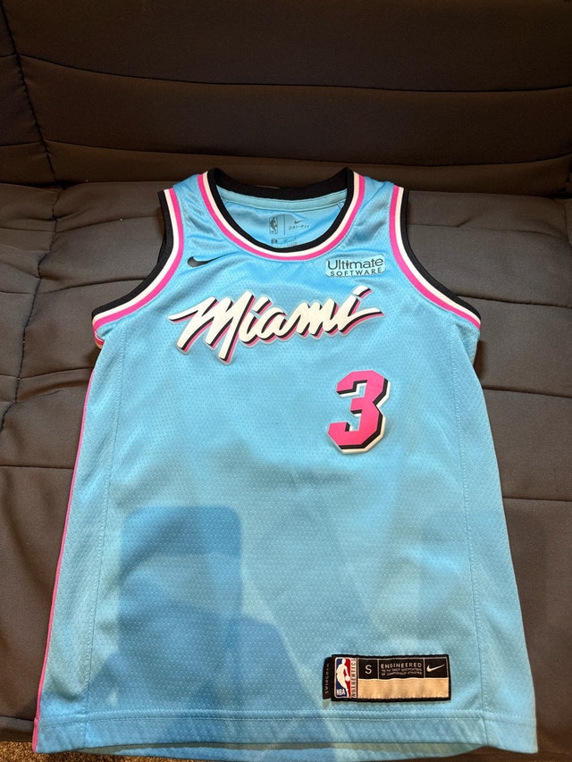 Nike Miami Heat Dwyane Wade Jersey