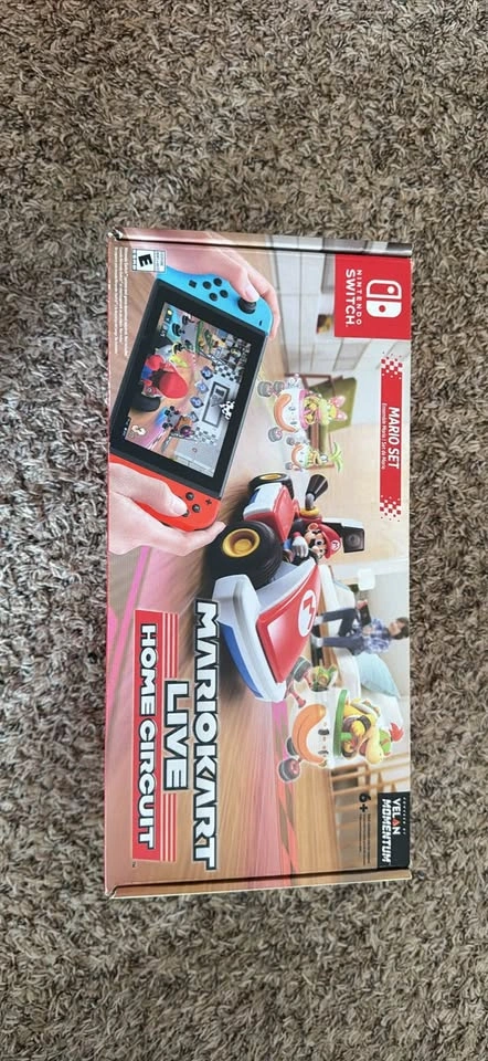 Nintendo Switch Mario Kart Live: Home Circuit - Mario Set - photo 2