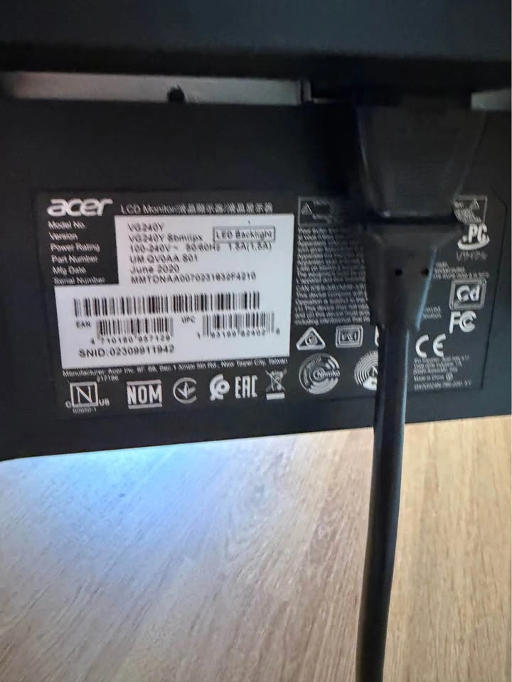 Computer setup (school/gaming/work) - Needs to be gone ASAP - photo 2