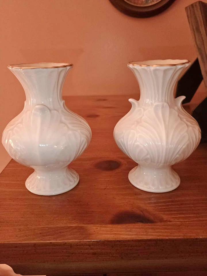 Vintage Lenox 24k Gold Trim Elfin Bud Vase