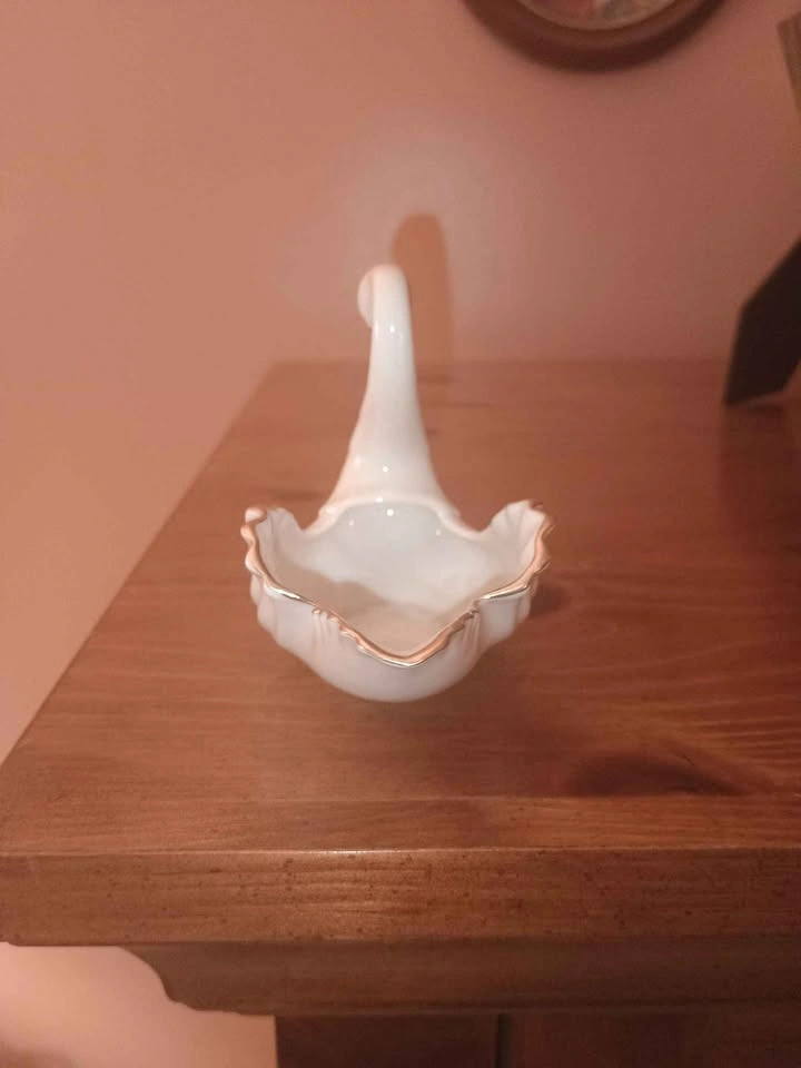 Vintage Lenox 24k Gold Trim Swan - Wedding Cake Topper/Trinket D - photo 4
